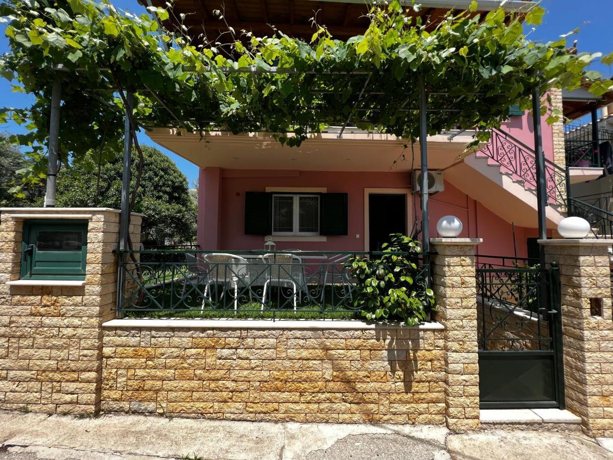 ניקיאנה Anna'S Apartments מראה חיצוני תמונה