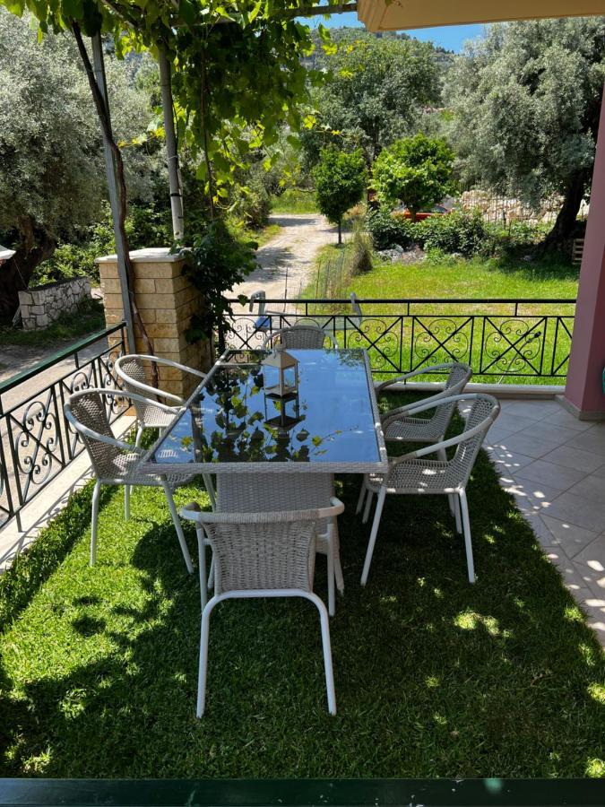ניקיאנה Anna'S Apartments מראה חיצוני תמונה